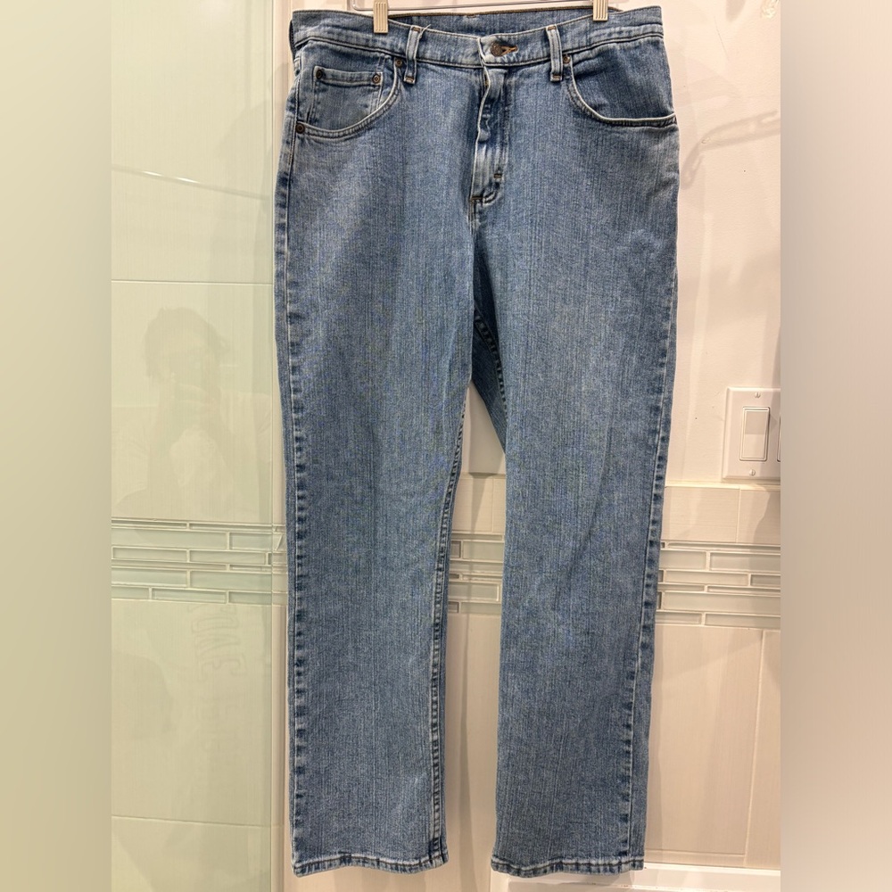 Wrangler Women's Mid Rise Relaxed fit Jeans